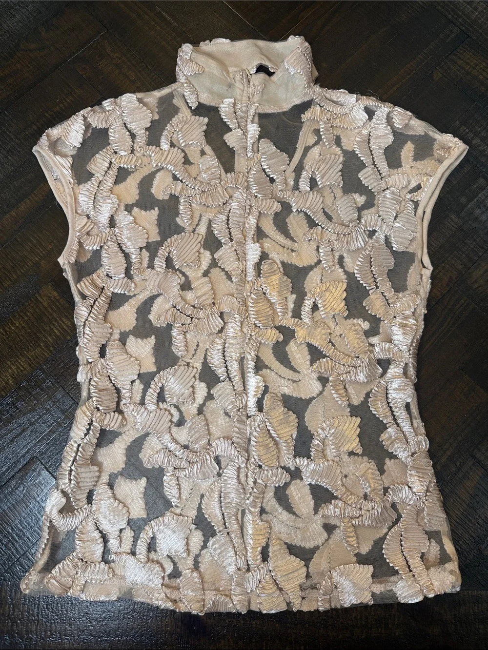 Gracia Sheer Mesh Appliqué Mock‎ Neck Top L Champagne Pink Romantic